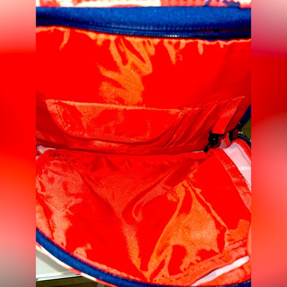 Embark - Picture 8 of 12